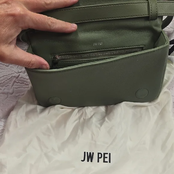 JW PEI Olive Green Maze Crossbody Bag - Picture 9 of 10